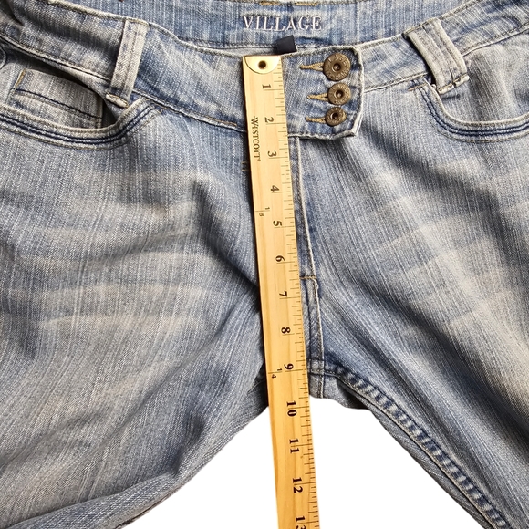 Village Jeans for women - Picture 5 of 13